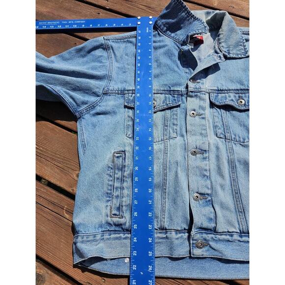 VTG Wrangler Jean Jacket Men's XL Blue Hero Denim Cowboy Cut Trucker Distressed - Picture 6 of 9